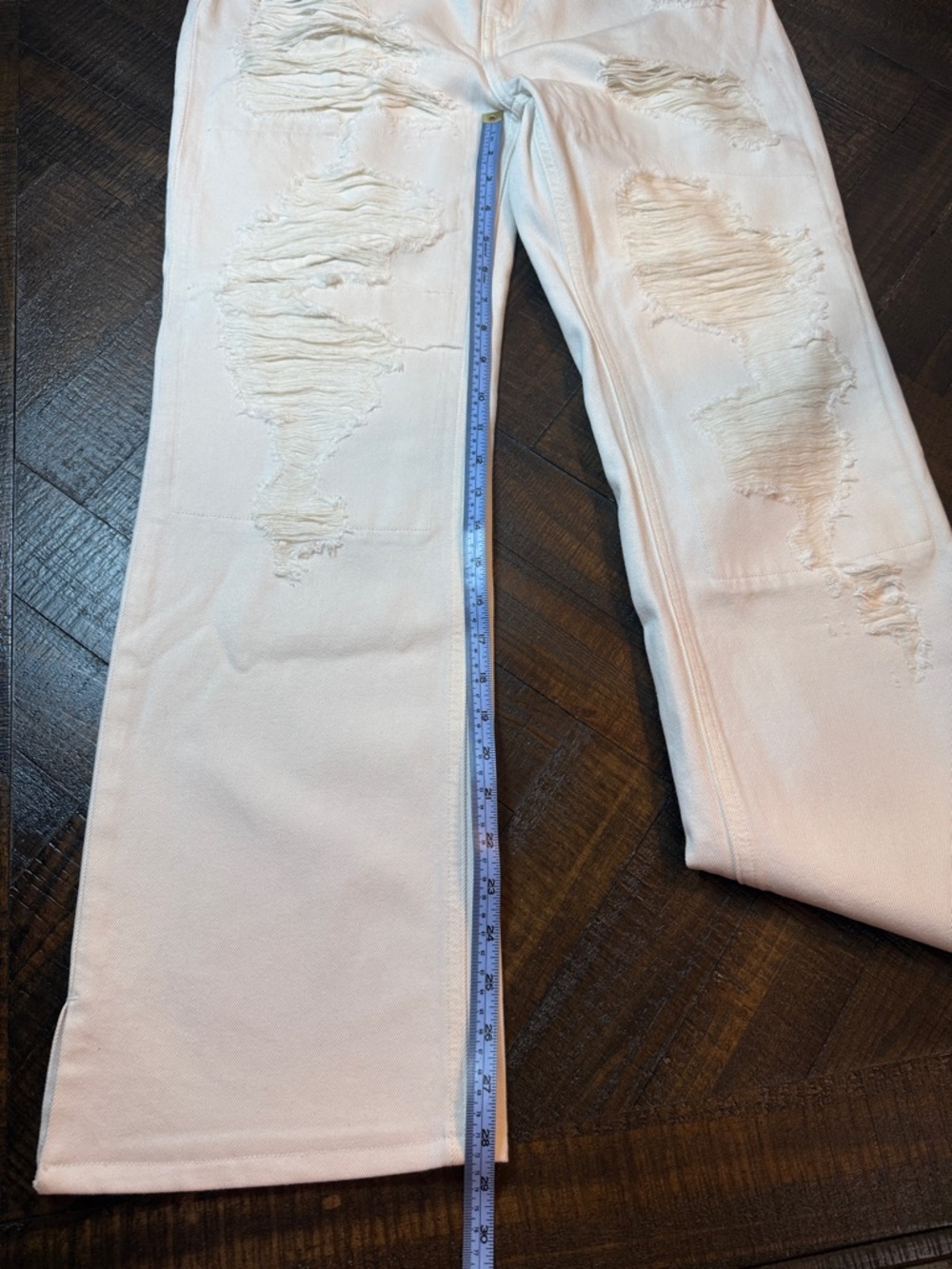 Good American Khloe Jeans White Distressed Flare 2/26 NWT- Flawed - Picture 11 of 11